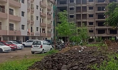 बिल्डर कडून सरकारी रस्त्यासह खुली जागा हडप : पोलीस व मनपा चा "अर्थपूर्ण" कानाडोळा..?