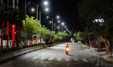 राज्यात वर्षभर २४ तास जमावबंदी असताना रात्रीच्या जमावबंदी आदेशाचे थोतांड कशाला?