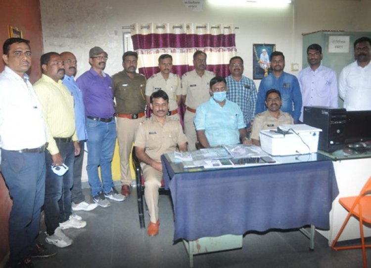 औरंगाबादेत नकली नोटांचे छापखान्यावर पोलीसांचा छापा