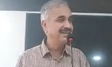 धर्मपिसाटांच्या हाती देश गेलाय : विश्वंभर चौधरी